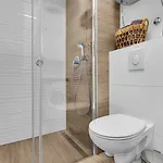 Pet Friendly Silver Sea With Free Parking Макарська